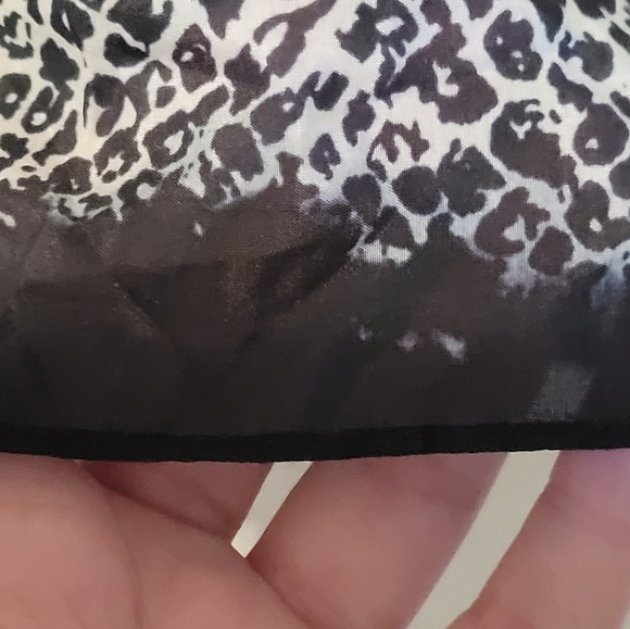 Banana Republic Silk Sheer Tank Blouse Size XS - Picture 2 of 9